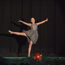 VDK_XMAS2018_BRECHT JOSEPHINE_SING FOR MY LIFE (1)