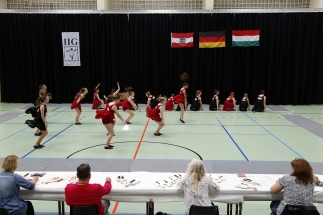 JUNIOREN - IIG Korneuburg - AP - Moderne Guppenformation 12-15 mit Hebefiguren - 1 Runde (15)