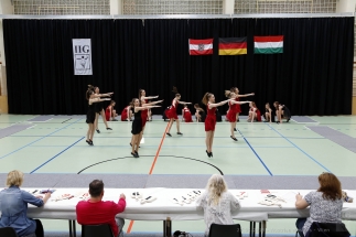 JUNIOREN - IIG Korneuburg - AP - Moderne Guppenformation 12-15 mit Hebefiguren - 1 Runde (20)