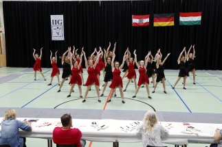 JUNIOREN - IIG Korneuburg - AP - Moderne Guppenformation 12-15 mit Hebefiguren - 1 Runde (39)