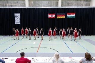 JUNIOREN - IIG Korneuburg - AP - Moderne Guppenformation 12-15 mit Hebefiguren - 1 Runde (4)