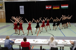 JUNIOREN - IIG Korneuburg - AP - Moderne Guppenformation 12-15 mit Hebefiguren - 1 Runde (42)