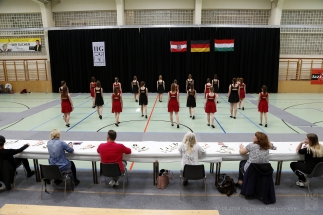 JUNIOREN - IIG Korneuburg - AP - Moderne Guppenformation 12-15 mit Hebefiguren - 1 Runde (6)