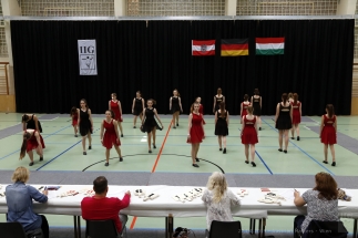 JUNIOREN - IIG Korneuburg - AP - Moderne Guppenformation 12-15 mit Hebefiguren - 1 Runde (7)